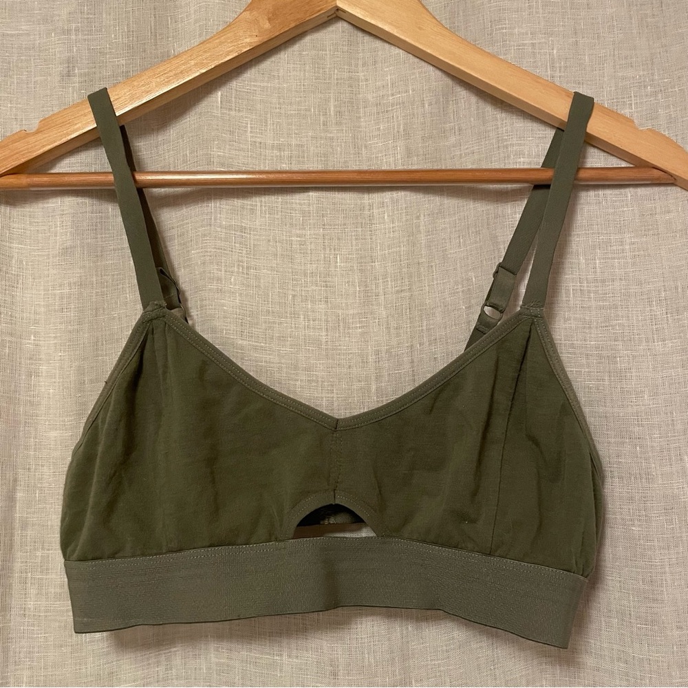 RicherPoorer Cutout Bralette, Surplus Green, Medium